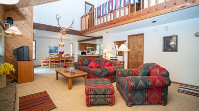 3 - Living Room 1
