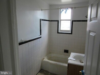 3218 Brendan Ave, Baltimore, MD 21213 - photo 7