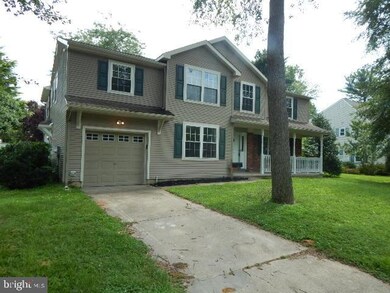 127 Holly Ave, Berlin, NJ 08009 - photo 2