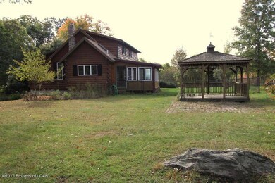 118 Red Oak Dr, Harveys Lake, PA 18618 - photo 2