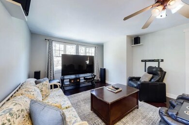 familyroom2
