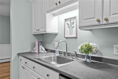 345 Main Rd unit 204, Tiverton, RI 02878 - photo 5