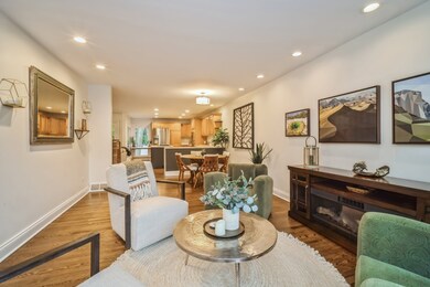 921 Harlem Ave unit 19, Glenview, IL 60025 - photo 3