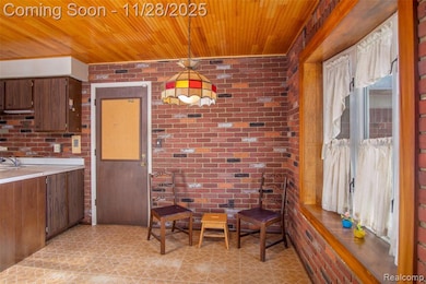 3215 Chase Dr, Warren, MI 48091 - photo 5