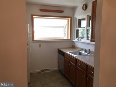 18 Canoe Ct, Newark, DE 19702 - photo 3