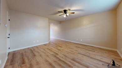 340-1425-N-Living-room1
