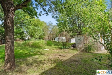 211 Porter St, San Marcos, TX 78666 - photo 5