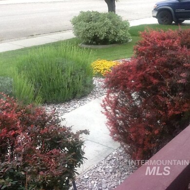 8685 W Wall Dr, Boise, ID 83709 - photo 4