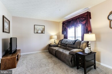 9532 Oakhurst Dr, Columbia, MD 21046 - photo 3