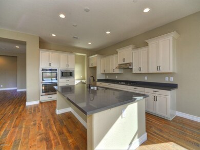 005_Kitchen