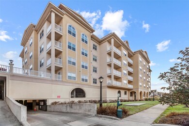 Welcome Home! TEXAS MED CENTER LOCATION!  Stunning