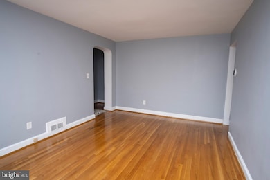 6500 Medwick Dr, Hyattsville, MD 20783 - photo 3