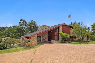 402 Lees Circle Dr, Fort Scott, KS 66701 - photo 4