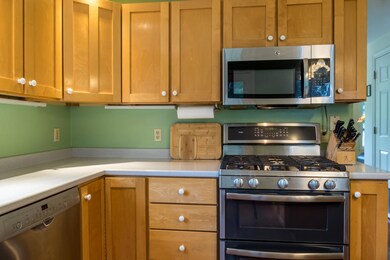 11-Kitchen (3 of 5)