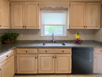 99 Goulding St, Holliston, MA 01746 - photo 6