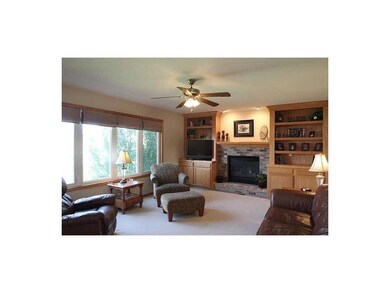 Family Room-L1.
