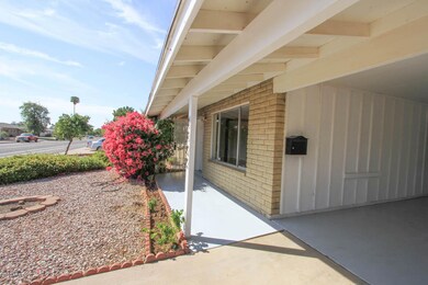 3322 W Sweetwater Ave-3