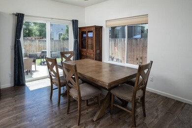 20517 SE Dylan Loop_0013 copy