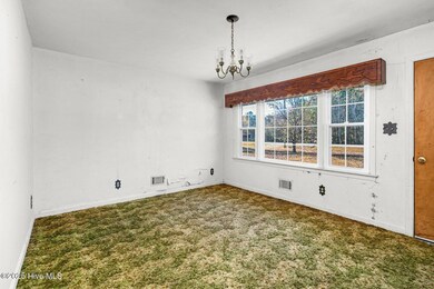 526 MacCripine Rd, Pinetops, NC 27864 - photo 4