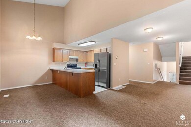 4011 Lunar Dr unit B, Anchorage, AK 99504 - photo 3