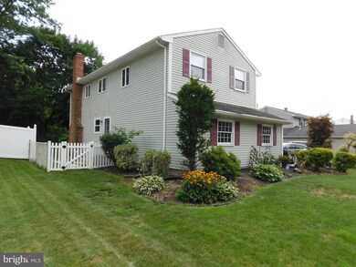 10 Firethorne Rd, Cherry Hill, NJ 08003 - photo 2