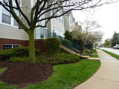 2415 Courtyard Cir unit 7, Aurora, IL 60506 - photo 4