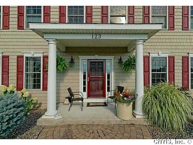 Exterior Front Welcome!!