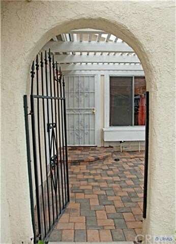 Inviting entry