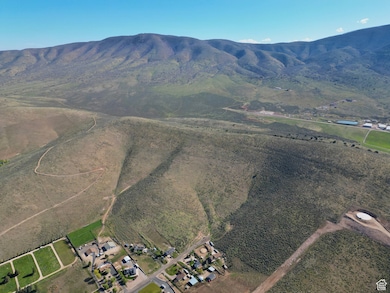 324 E 100 N unit 9, Wallsburg, UT 84082 - photo 6