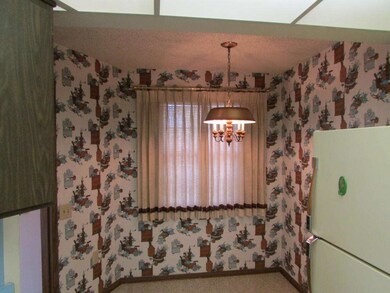 10534 W Palmeras Dr, Sun City, AZ 85373 - photo 7