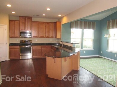 Upgraded kitchen with Sunroom