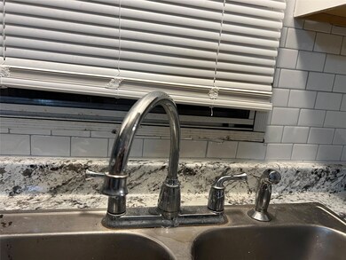 111 Lelon Ln, Springtown, TX 76082 - photo 5