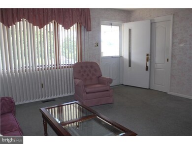 207 Ashford Dr, Broomall, PA 19008 - photo 5