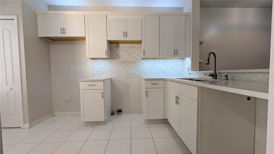 1247 Kennewick Ct, Wesley Chapel, FL 33543 - photo 2