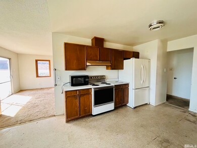 3330 Vickie Ln, Sparks, NV 89431 - photo 7