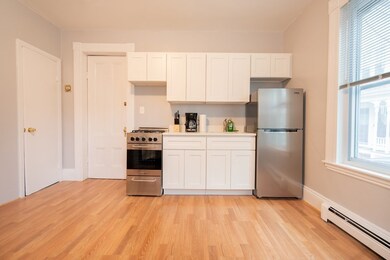 24 Howard St unit 4-1, Salem, MA 01970 - photo 3