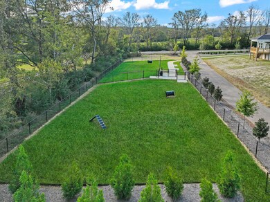 2951 Sharpstone Dr, Columbia, TN 38401 - photo 7