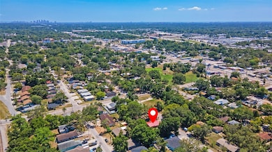 10009 N 10th St, Tampa, FL 33612 - photo 2