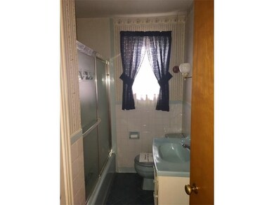 Full Bath Main Floor