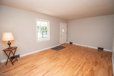 571 Brookland Blvd, Lansing, MI 48910 - photo 5