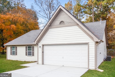 2528 Country Lake Cir, Powder Springs, GA 30127 - photo 2