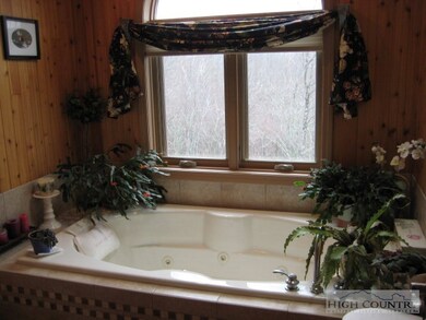 76 Green Ridge Ln unit 76-A, Banner Elk, NC 28604 - photo 6