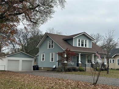 903 S Erie Ave, Russellville, AR 72801 - photo 3