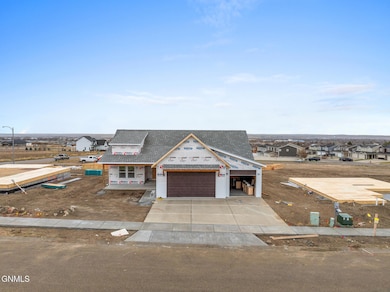 3022 29th Ave W, Williston, ND 58801 - photo 7