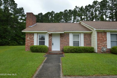 137 Windsor Ct, Jacksonville, NC 28546 - photo 3