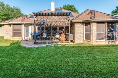 3225 John Ct S, Hurst, TX 76054 - photo 5