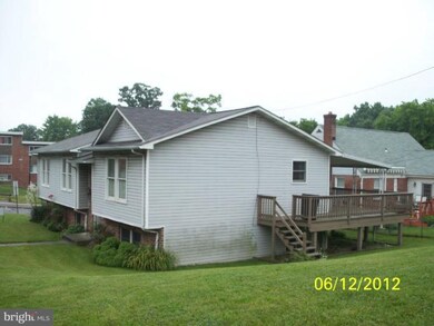 4300 Fairview Ave, Baltimore, MD 21216 - photo 6