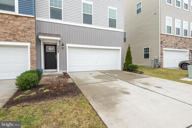 3009 Cardinal Bluff Ct, Hanover, MD 21076 - photo 2