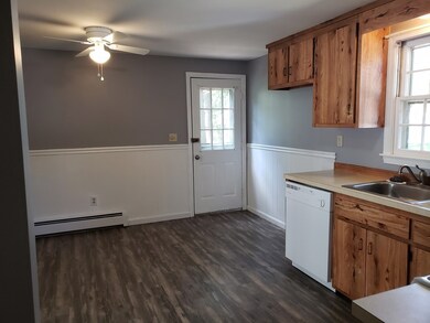 173 Long Pond Dr, Dracut, MA 01826 - photo 3