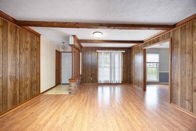 GREAT ROOM LOOKING TO FOYER